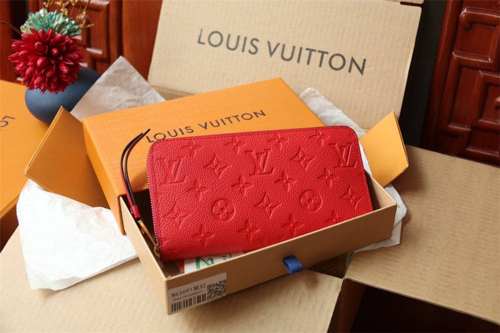 Louis Vuitton wallet Zippy  M60571   2025 new 